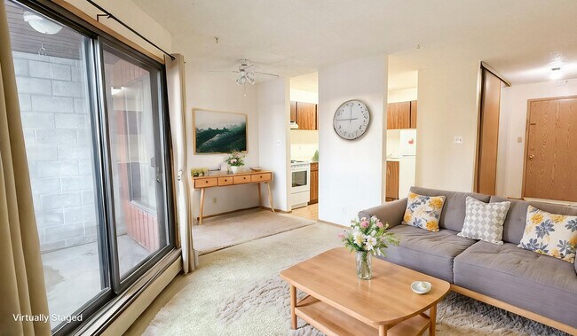 Building Photo - Mainstreet Hart Apartments