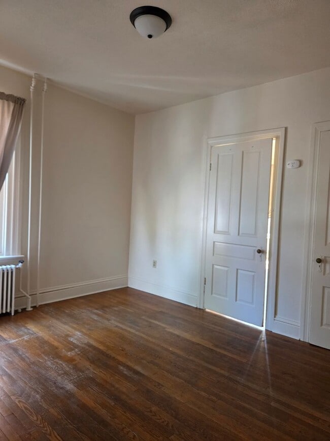 Photo - 623 W King St Unidad 623 W KING ST. #2FL