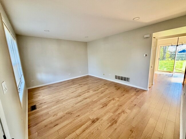 Photo - 1278 Robin Dr