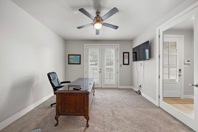 Photo - 2509 Garrow St Unit B