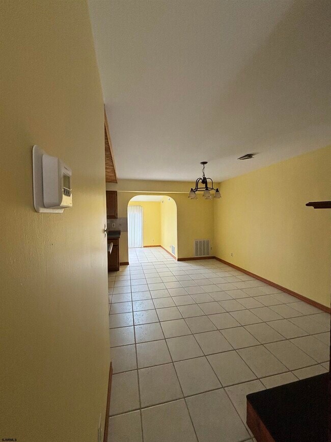 Photo - 5120 Radnor Ct