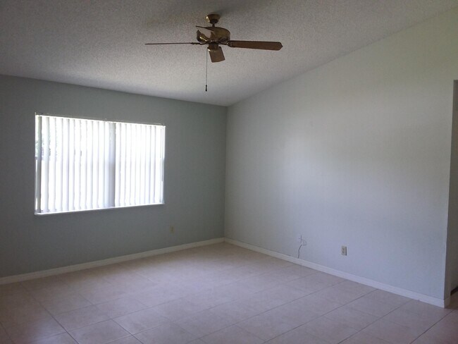 Photo - 161 SW Grimaldo Terrace