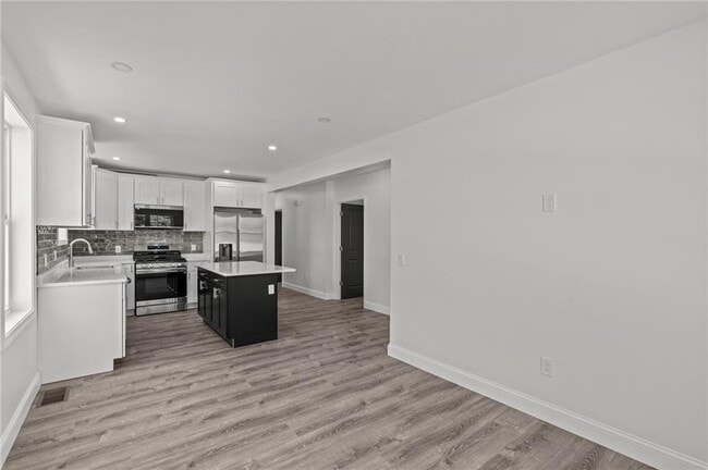 Photo - 29 Stansbury St Unit 2