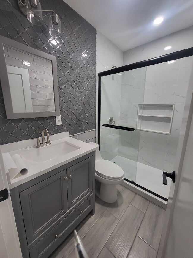 Photo - 288 E Kinney St Unit 288