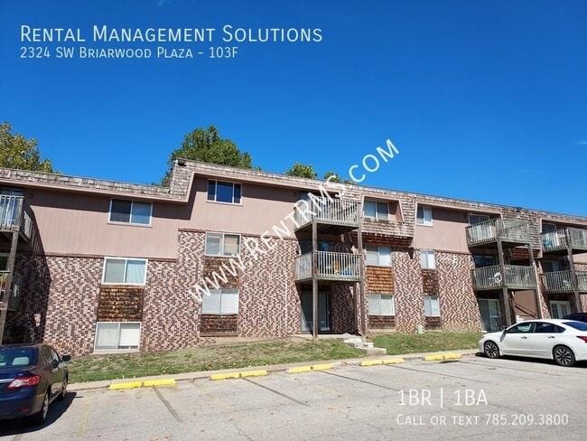 Photo - 2324 SW Briarwood Plaza Unit 103F