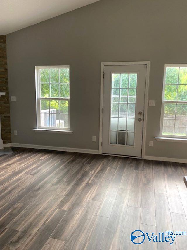 Photo - 222 Silverbreeze Ct