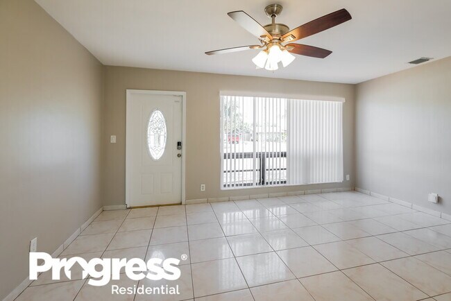 Photo - 770 NE 50th Ct