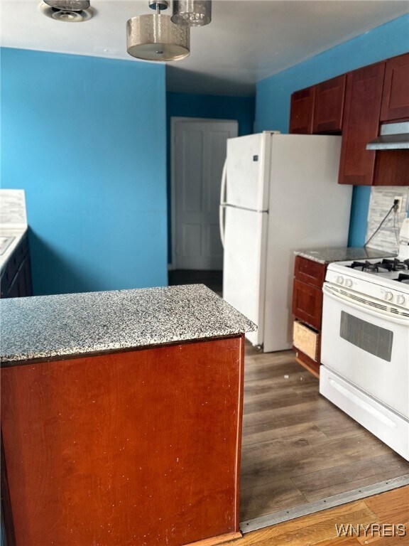 Photo - 203 W Delavan Ave