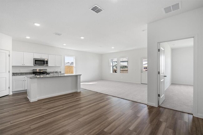 Photo - 105 Bridgeview Dr