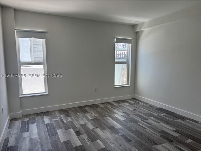 Photo - 1345 West Dr Unit 202
