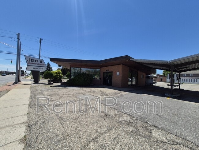 Photo - 1030 S Mission St