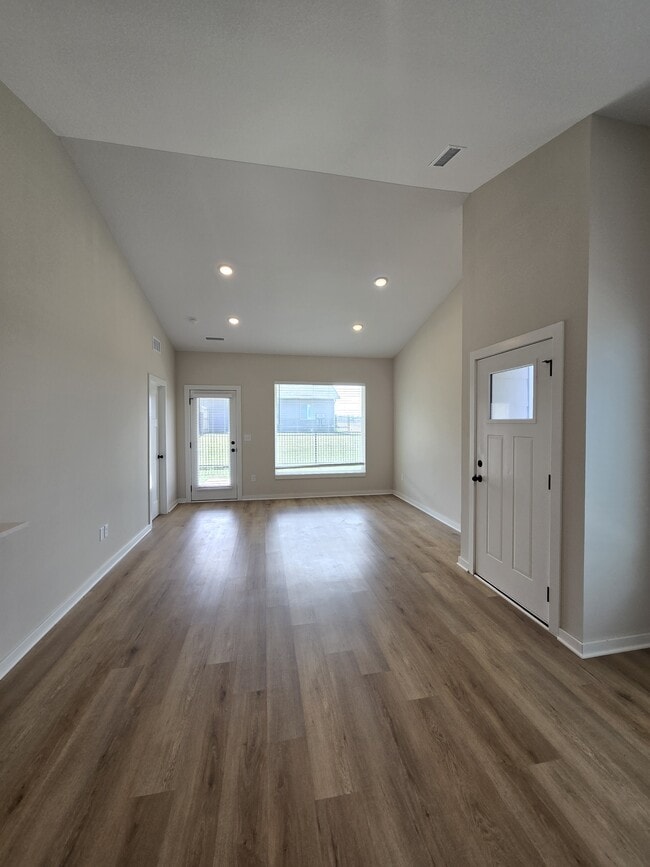 Photo - 12195 Fennec