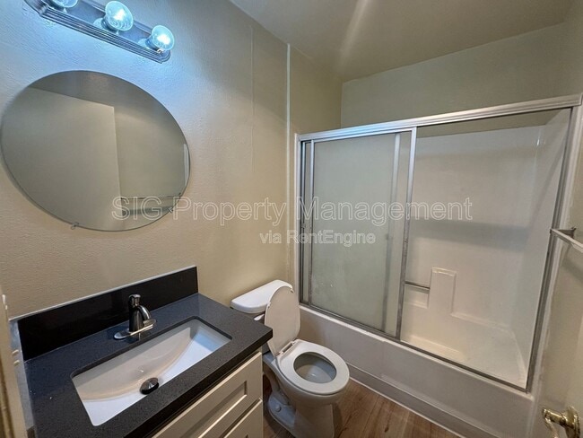 Photo - 10241 Commerce Ave Unit 5