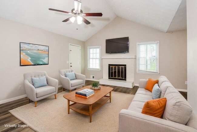 Photo - 1471 Daniel Ln