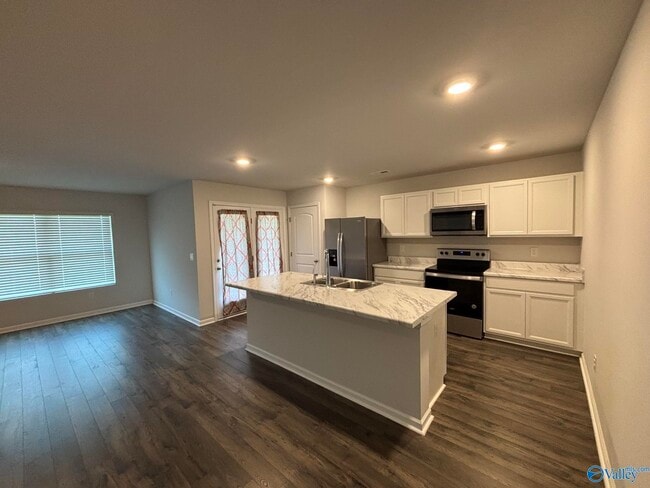 Photo - 172 Tobin Ln