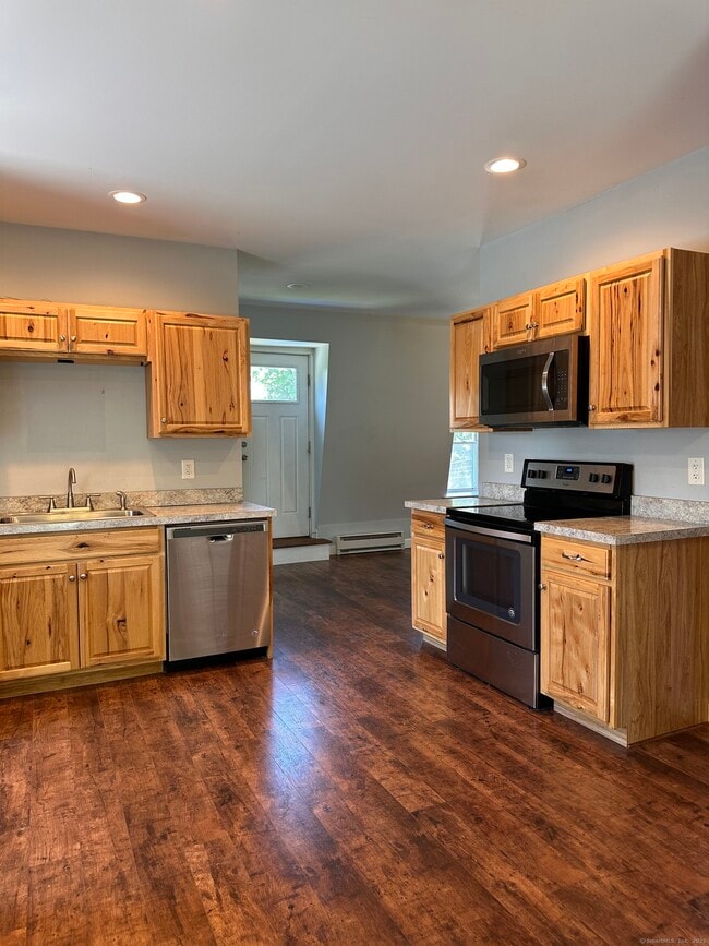 Photo - 69 Winter St