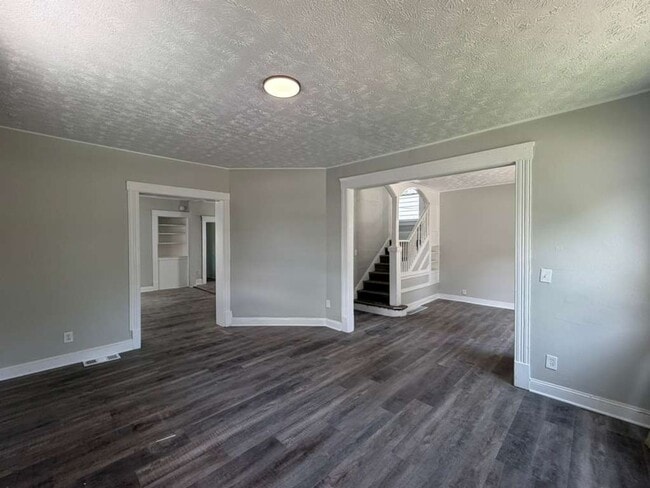 Photo - Comfortable & Convenient West Side Living