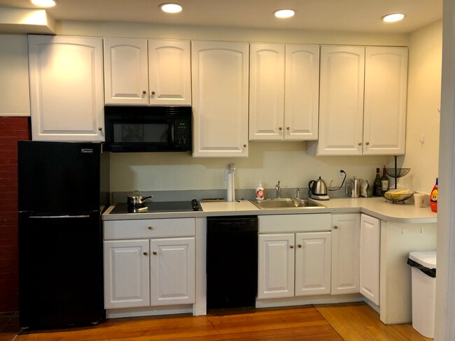 Photo - 109 Beacon St Unit 1