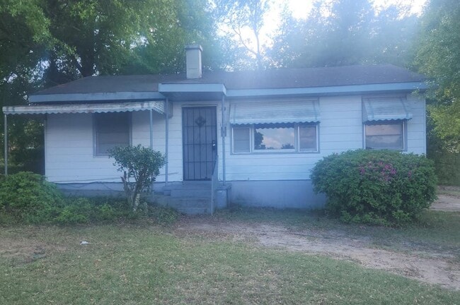 Building Photo - 3113 Collier Rd