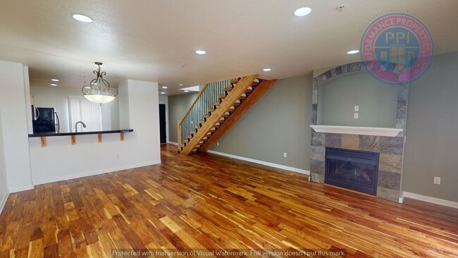 Photo - Stylish Condo Close To Nike & Intel - Pet Negotiable w/Pet Rent