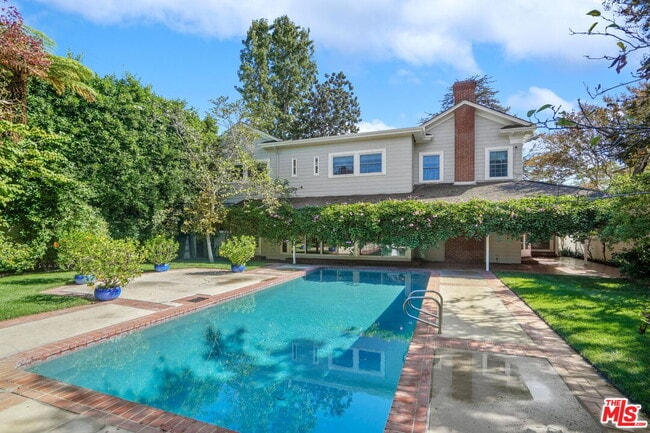 301 S Arden Blvd