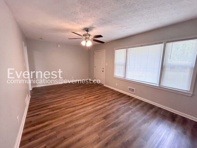 Photo - 1598 San Gabriel Ave