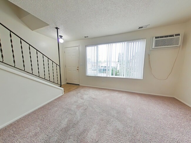 Photo - 2 Bedroom Apartment ~ Albany ~ Small Pet Friendly Unit 936 21st Ave SW