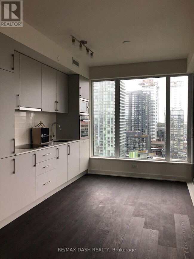 Photo - 27 Bathurst St Unit 1504W