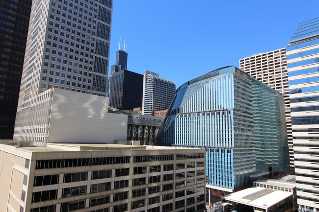 Photo - 200 N Dearborn St Unit 1108