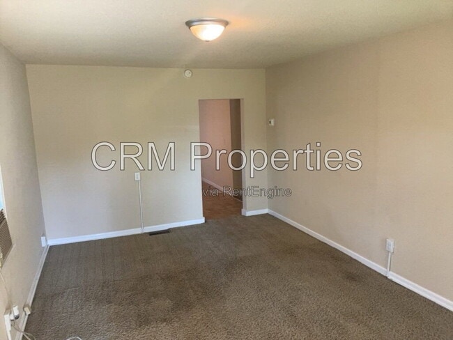 Photo - 1341 S Delphos St