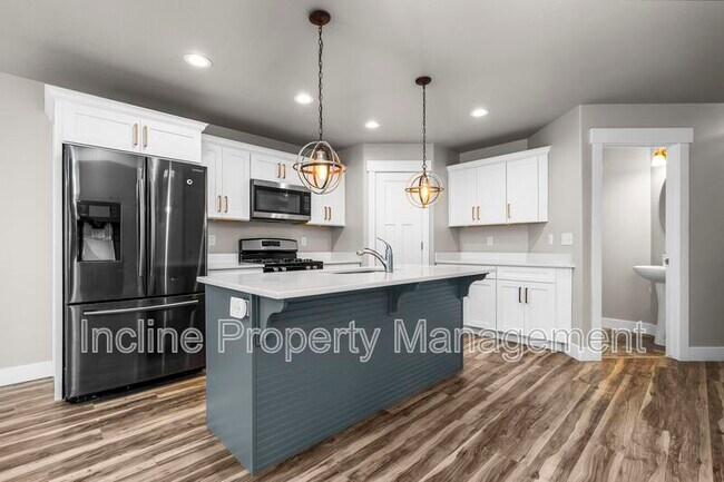 Photo - 4863 Spire Wy