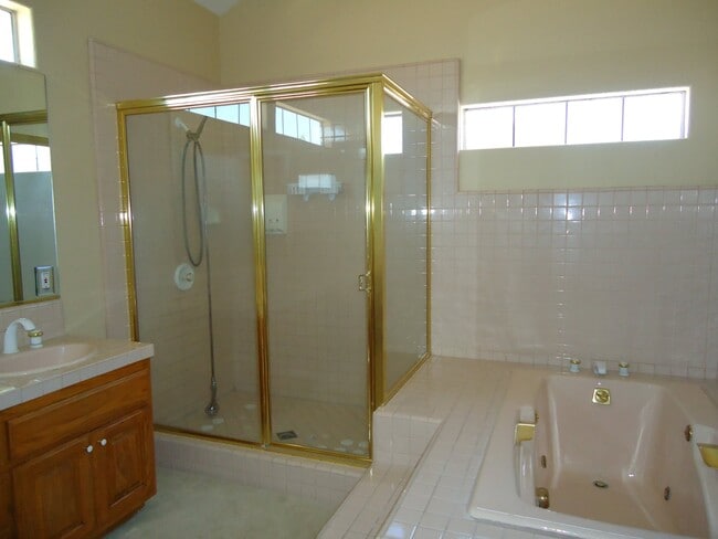 Photo - 772 W Garvey Ave