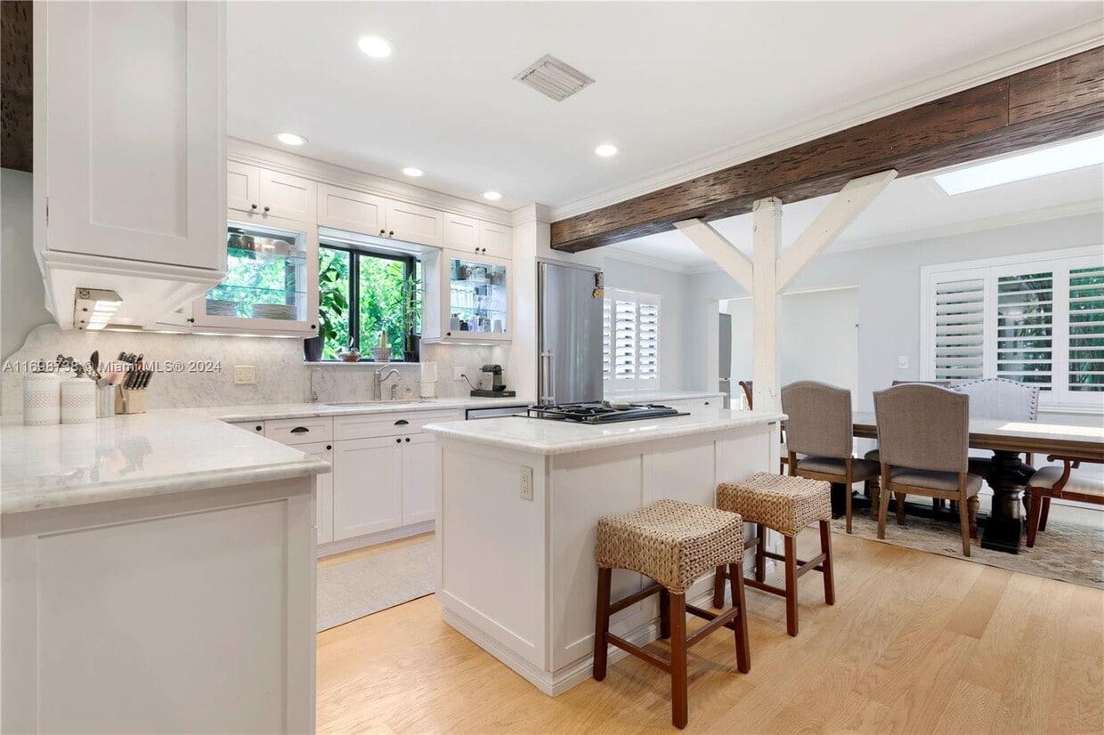 Photo - 3721 Loquat Ave (Miami, FL)