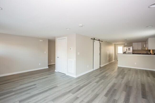 Photo - Adorable 3 Bedroom with Tons of Space!