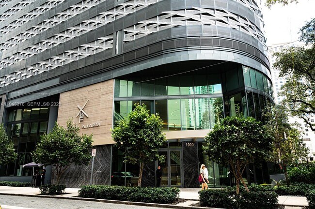 Building Photo - 1000 Brickell Plaza Unit 1806
