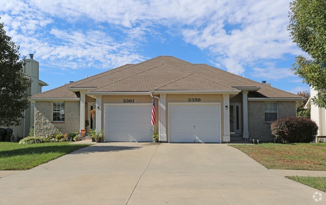 Mariposa Townhomes