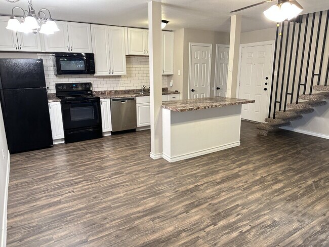 Photo - Updated 1/1 Apartment!