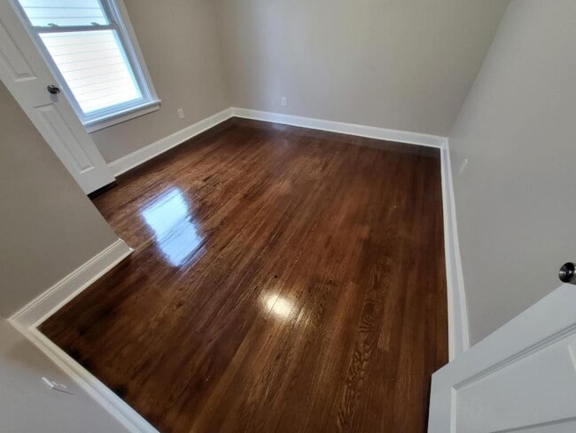 Photo - 137 Peck Ave