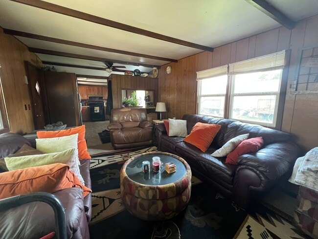 Photo - 2 Bedroom Home!