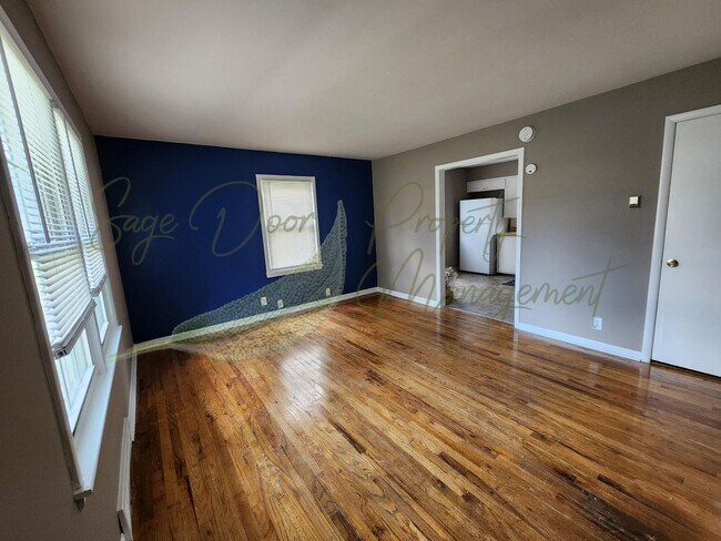 Photo - FRESH PAINT THROUGHOUT!!!
