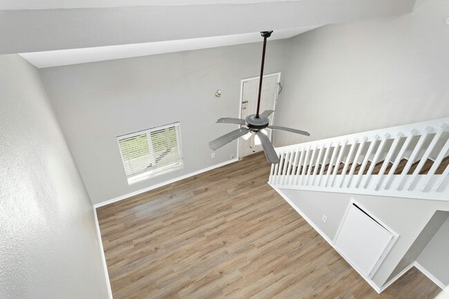 Photo - 1176 Oregon Ave Unit 1