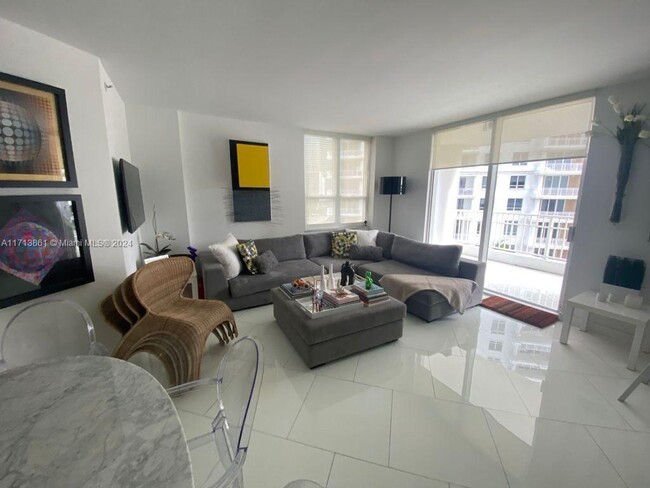 Photo - 701 Brickell Key Blvd Condominio Unidad 704