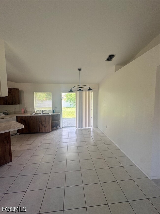 3709 SW 1st Pl