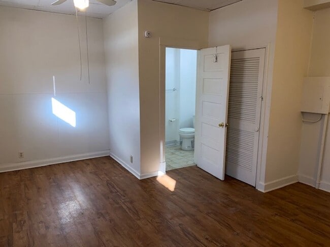 Photo - Hickory -Multi Unit Unidad 601 Hickory #10