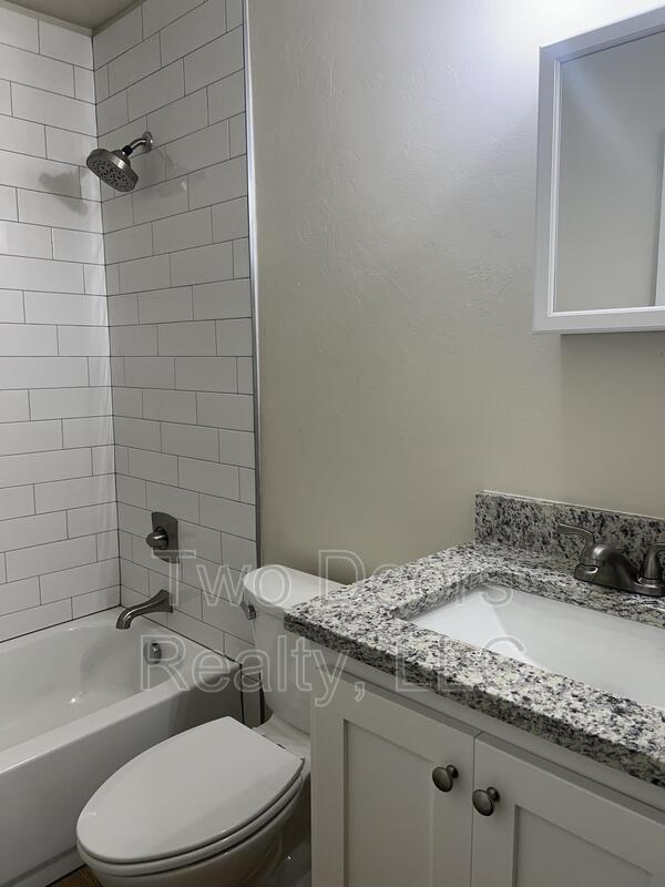 Photo - 221 W Himes St
