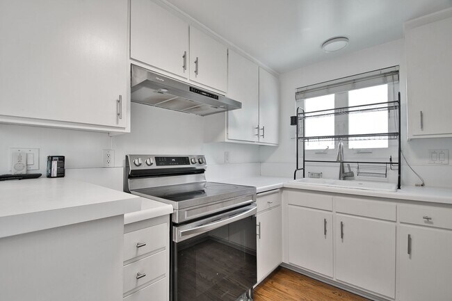 127 15th Pl Unit apt