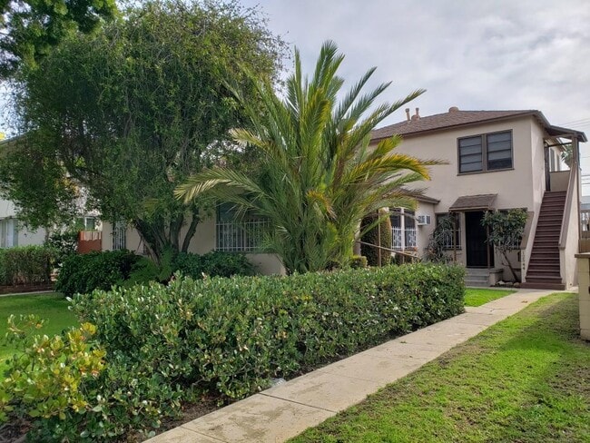 Building Photo - 12544 Venice Blvd Unit B
