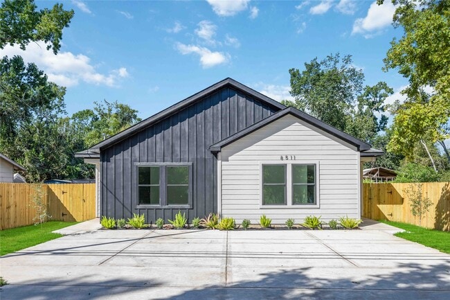 Photo - 8511 Prairie View Dr