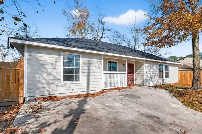 Photo - 7437 Bywood St