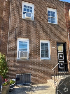 Building Photo - 1112 Latona St Rental